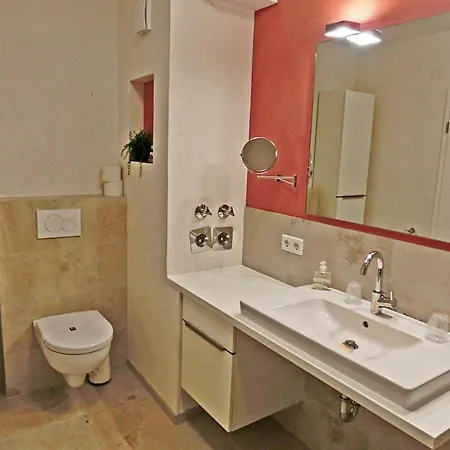 Apartment Ferienwohnung Bullauge